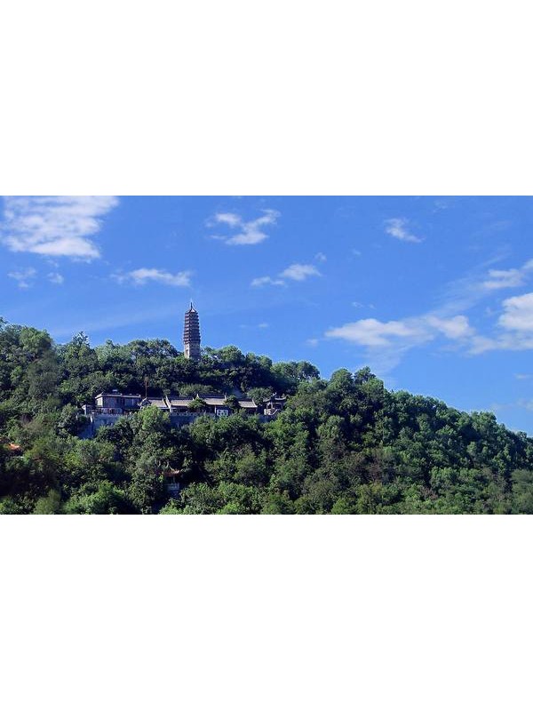 高尔山健身登山道建成 天然氧吧更具魅力