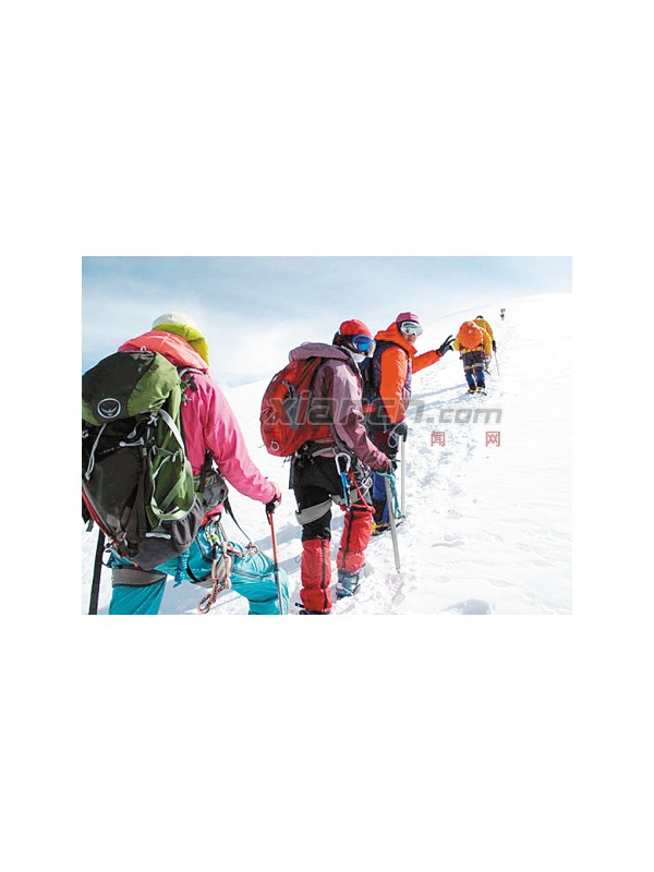 榆林民间登山队登顶6178米玉珠峰 并安全撤回