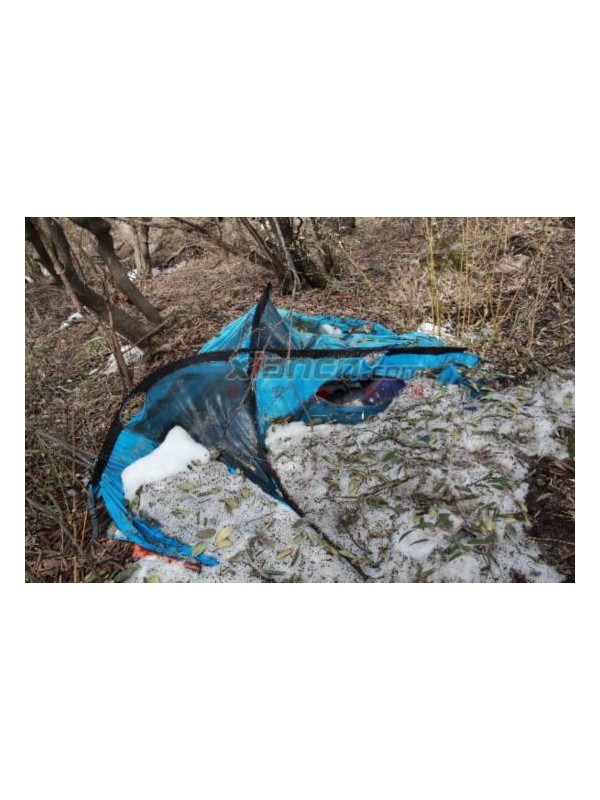 驴友风干遗体被发现 已冻死山林半年