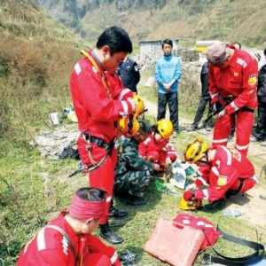 自驾游省钱妙招：出发前保养 带齐“四大法宝”