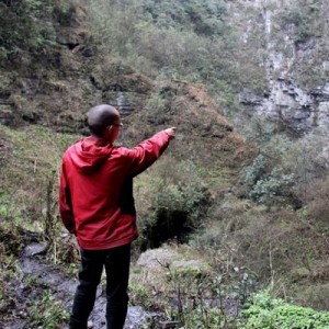 贵州驴友云南探险坠洞68小时找到遗体