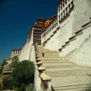 西藏提出旅游接待千万人次新目标