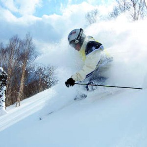 冬日漫步冰川 享受冰雪之旅